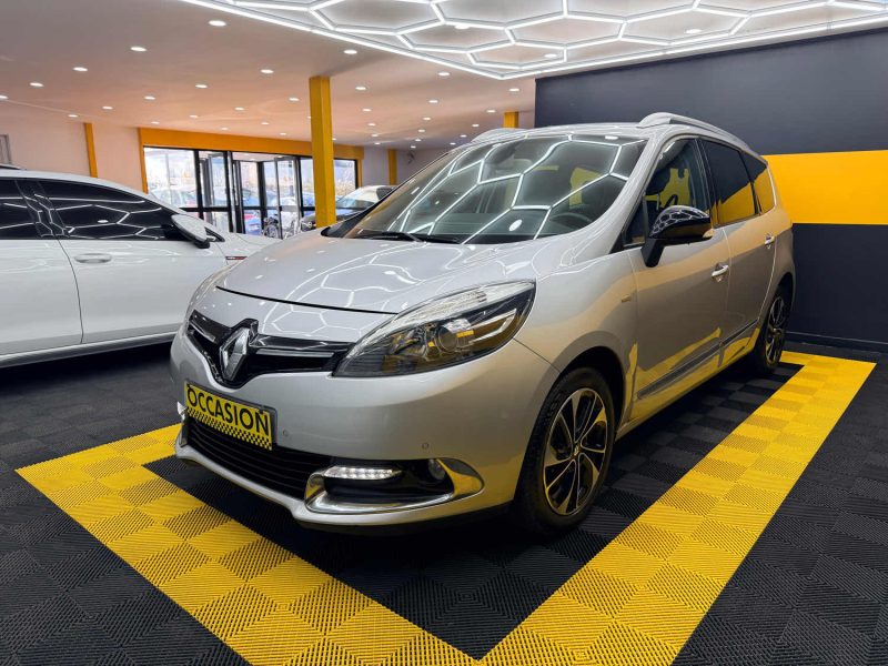 RENAULT GRAND SCENIC III 1.2 TCE 130CH ENERGY BOSE EURO6 7 PLACES  