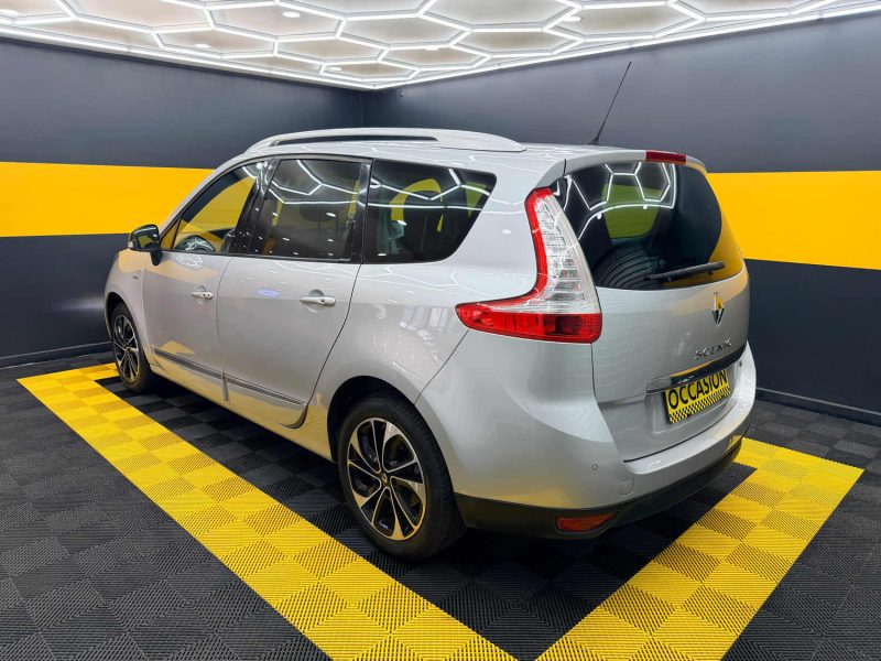 RENAULT GRAND SCENIC III 1.2 TCE 130CH ENERGY BOSE EURO6 7 PLACES  