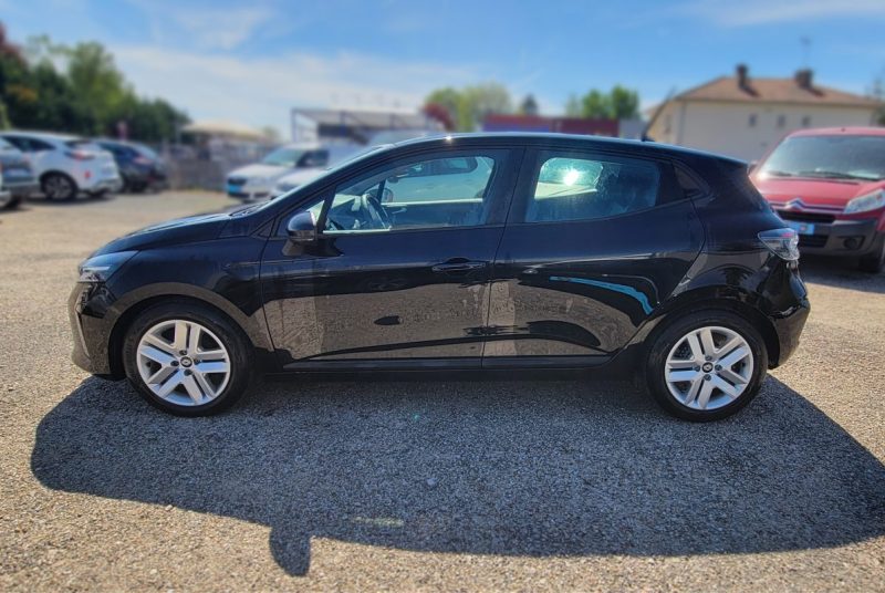 IDEAL EXPORT ALGERIE 13325€HT : RENAULT CLIO 1.0 TCE 90CH EVOLUTION 2024