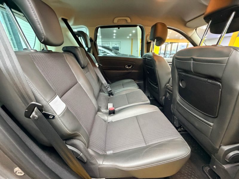 RENAULT SCENICIII 1.2 TCE 130CH ENERGY ZEN 2015 2015