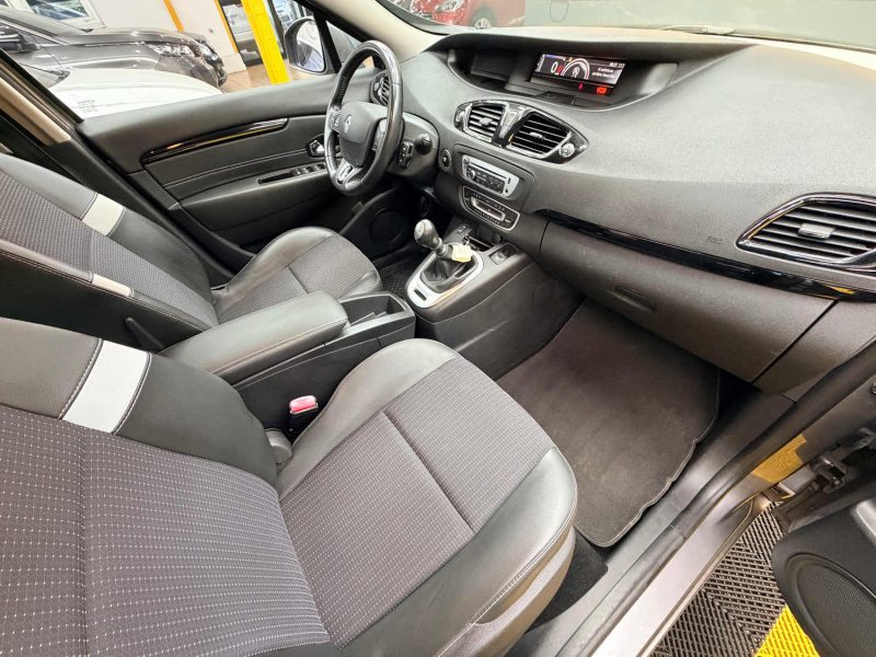 RENAULT SCENICIII 1.2 TCE 130CH ENERGY ZEN 2015 2015