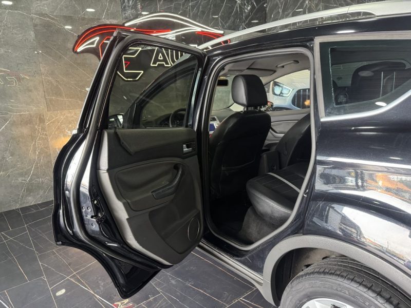 FORD KUGA 2.0 TDCI 140 TREND 2010