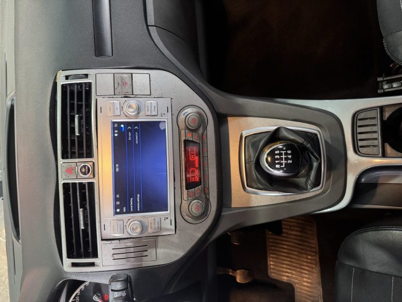 FORD KUGA 2.0 TDCI 140 TREND 2010