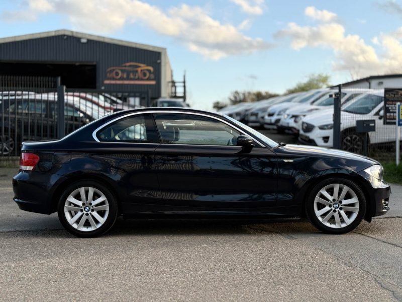 Bmw Serie 1 120d 177ch Excellis Boîte Auto – Révisée & Garantie 6 mois