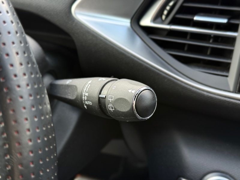 Peugeot 308 GT Line 2.0 BlueHDi 150ch Boîte Auto EAT6 – Full LED – Révisée & Garantie 6 mois