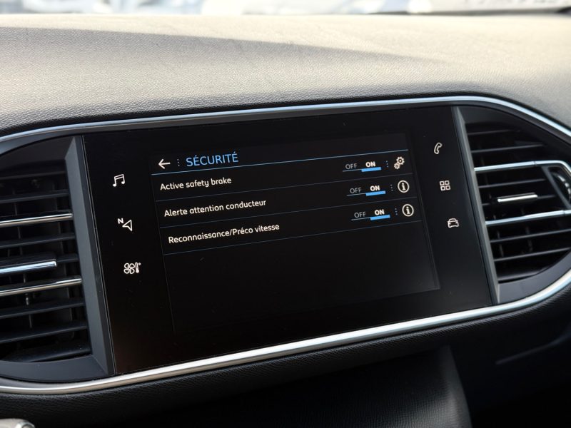 Peugeot 308 GT Line 2.0 BlueHDi 150ch Boîte Auto EAT6 – Full LED – Clim - Révisée & Garantie 6 mois