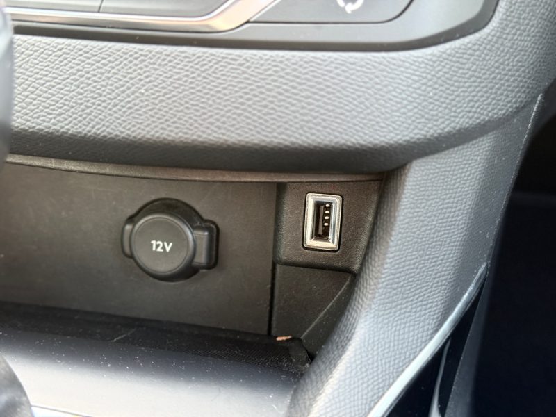 Peugeot 308 GT Line 2.0 BlueHDi 150ch Boîte Auto EAT6 – Full LED – Révisée & Garantie 6 mois