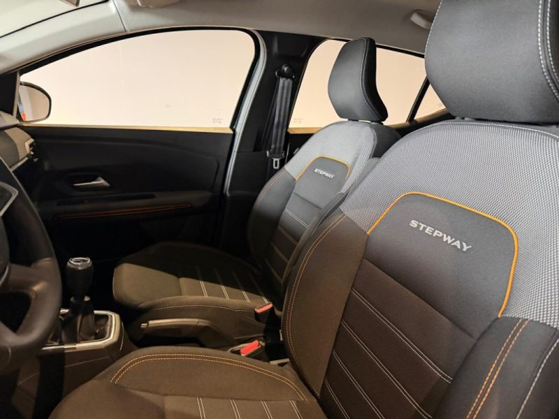 DACIA SANDERO STEPWAY CONFORT ECO-G 100 / CAMERA / ANGLES MORTS / CARTE MAIN LIBRES / ATTELAGE  2021