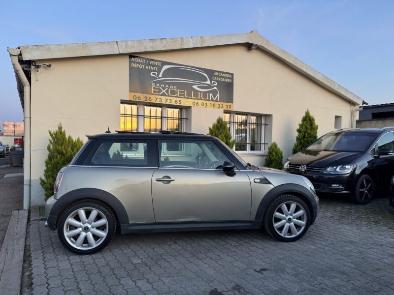 MINI COOPER 1.6L 120 TOIT PANORAMIQUE OUVRANT GARANTIE 12 MOIS