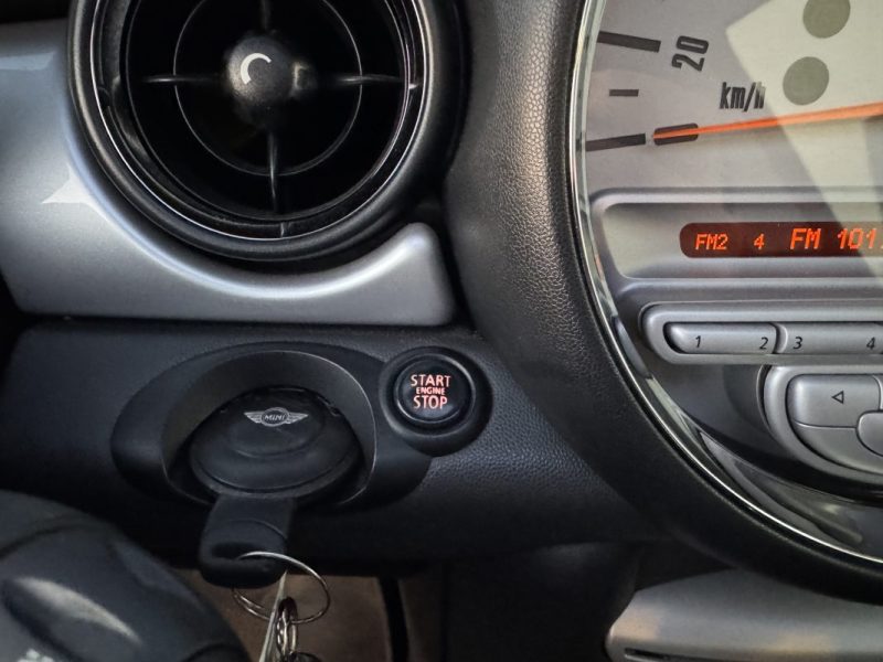 MINI COOPER 1.6L 120 TOIT PANORAMIQUE OUVRANT GARANTIE 12 MOIS