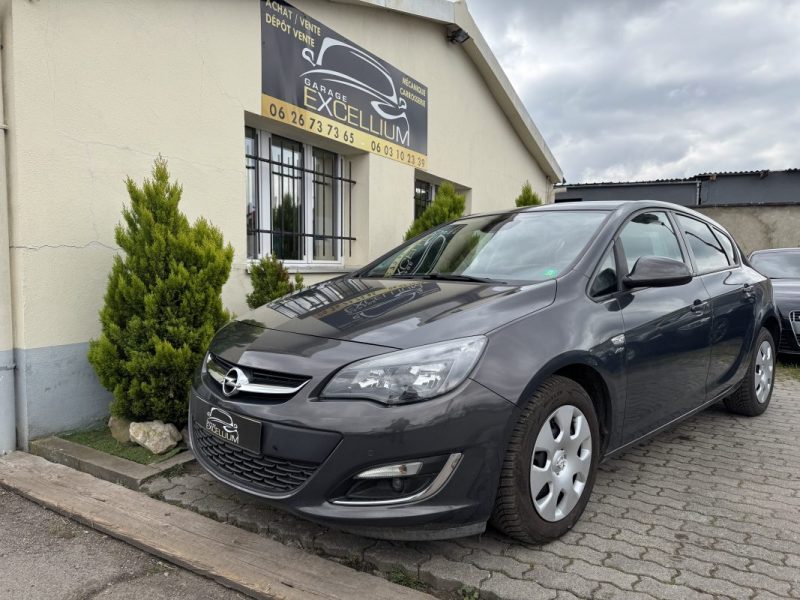 Opel Astra Cosmo 1.4 Turbo 140 CV 1ere Main GARANTIE 12 MOIS 