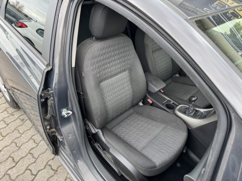 Opel Astra Cosmo 1.4 Turbo 140 CV 1ere Main GARANTIE 12 MOIS 