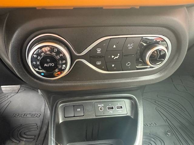 RENAULT TWINGOIII E-TECH ELECTRIC EQUILIBRE R80 ACHAT INTÉGRAL 2022