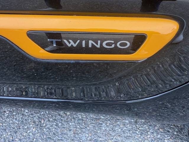 RENAULT TWINGOIII E-TECH ELECTRIC EQUILIBRE R80 ACHAT INTÉGRAL 2022