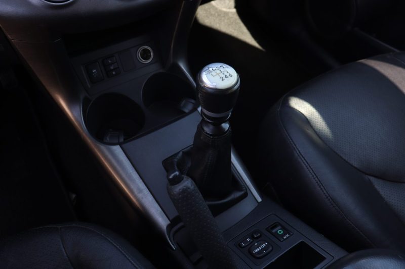 TOYOTA RAV 4 2.2 D-4D 150 Lounge 4WD