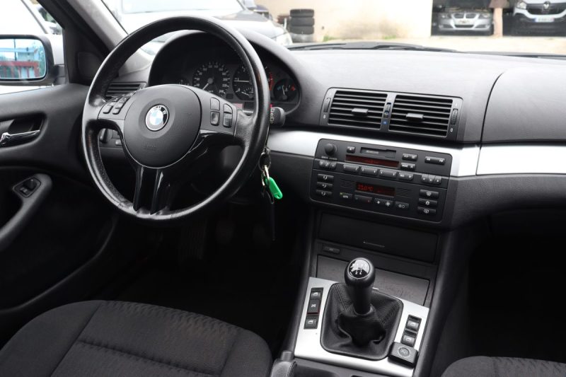 BMW SERIE 3 E46 330D BVM6 184CH SPORT 