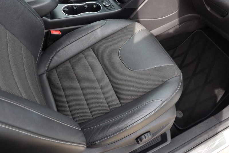 FORD KUGA 2.0 TDCI 150CH TITANIUM 4X4 POWERSHIFT