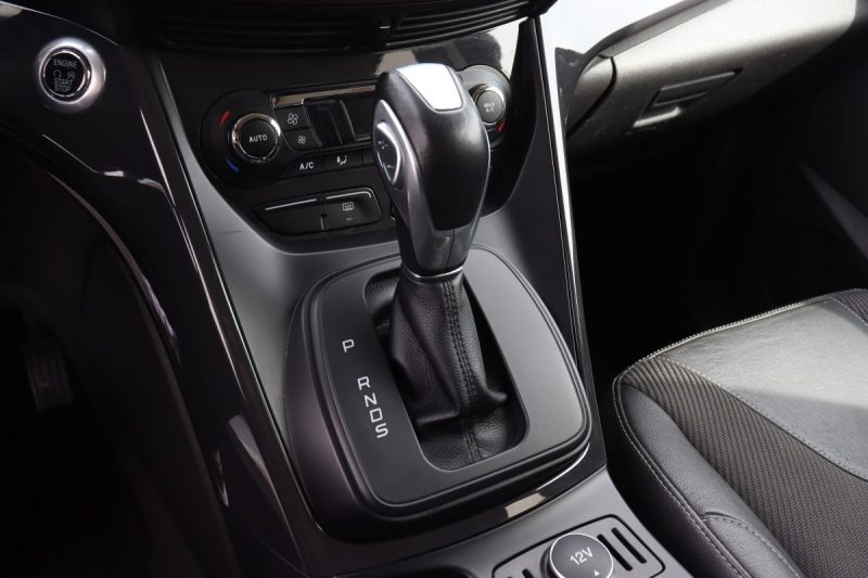 FORD KUGA 2.0 TDCI 150CH TITANIUM 4X4 POWERSHIFT