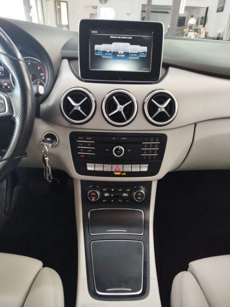 MERCEDES BENZ CLASSE B 180 CDI 109 CH SENSATION MAI 2016