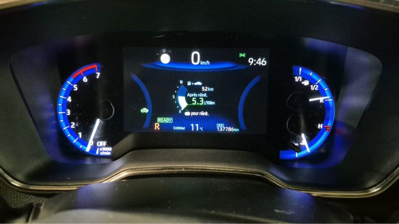 TOYOTA COROLLA TOURING SPORTS 122cv DYNAMIC BUSINESS/1 ERE MAIN/TVA RECUPERABLE