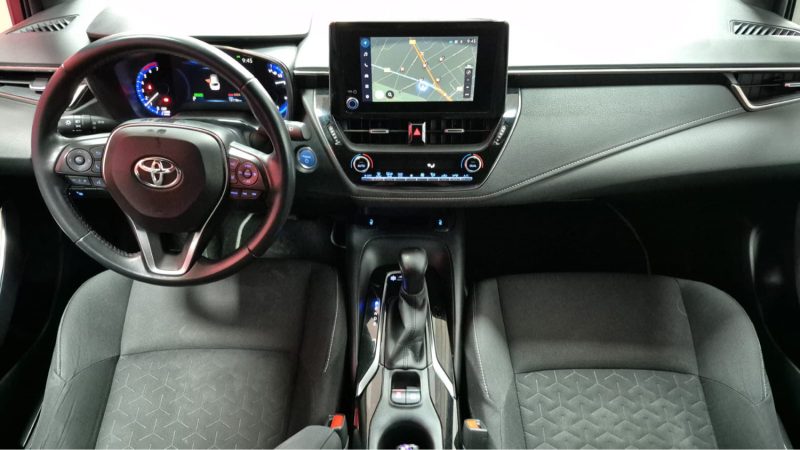 TOYOTA COROLLA TOURING SPORTS 122cv DYNAMIC BUSINESS/1 ERE MAIN/TVA RECUPERABLE