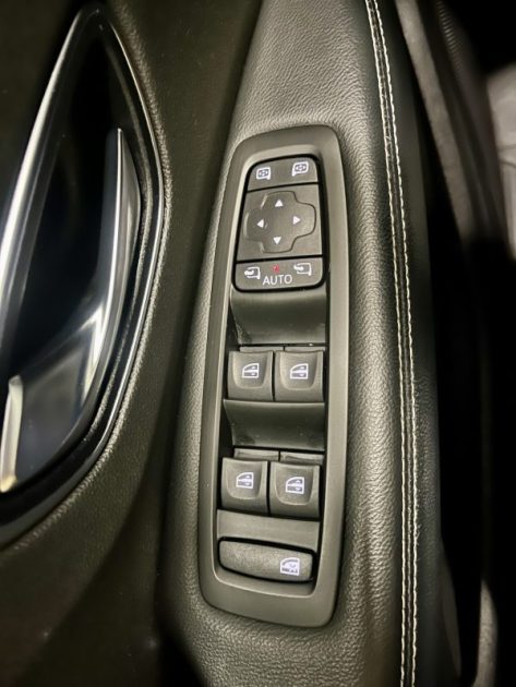 RENAULT Scenic IV 1.5 DCI 110ch Energy Business BVM6 5 places GARANTIE 6 MOIS