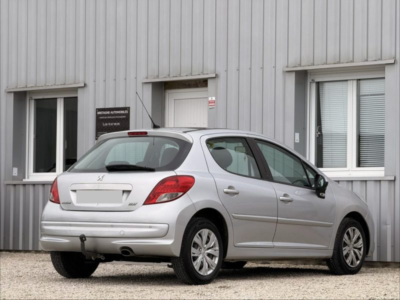 PEUGEOT 207 1.6 HDI 16V  90CV 2010 266000KM 