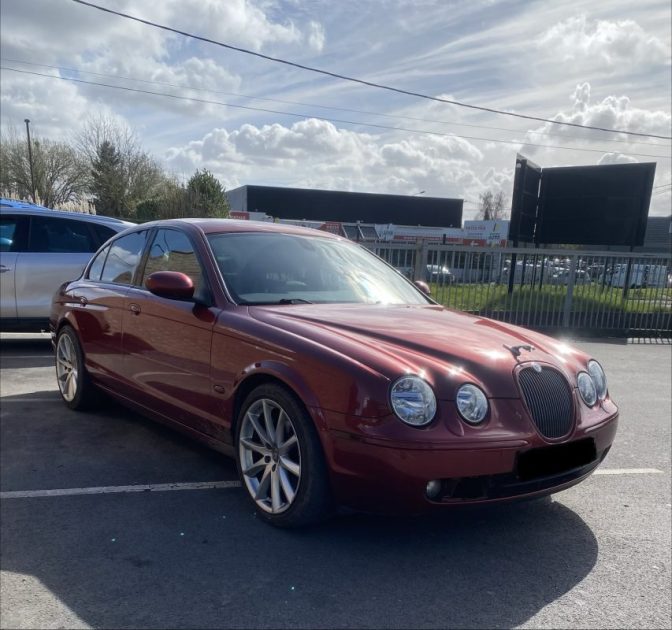 JAGUAR S-TYPE 2.7 DIESEL 207 CV EXECUTIVE BOITE AUTO 