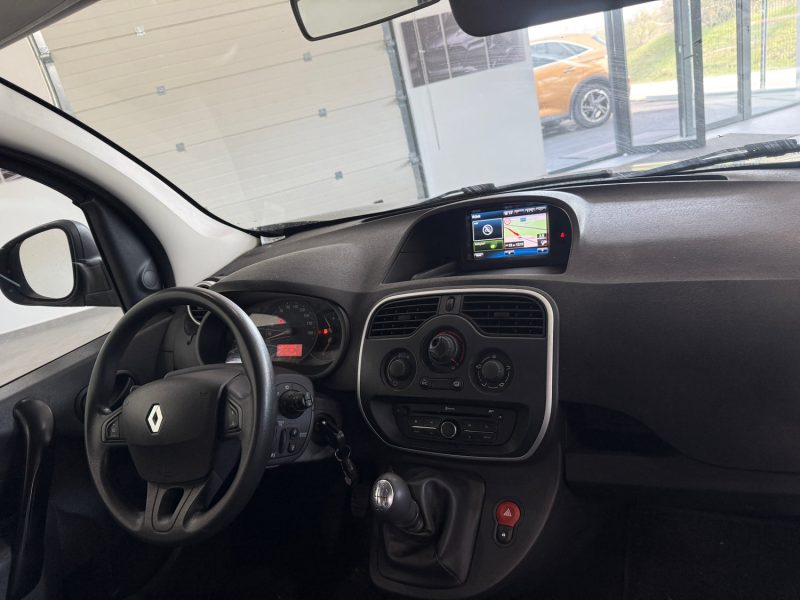 RENAULT KANGOO II 1.5 DCI 110cv 7 PLACES/ GPS / ATTELAGE/ DOUBLE PORTE LATERAL/ 2017
