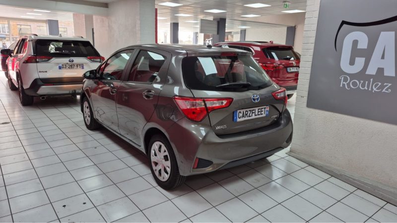TOYOTA YARIS HYBRIDE 100cv FRANCE BUSINESS/1 ERE MAIN