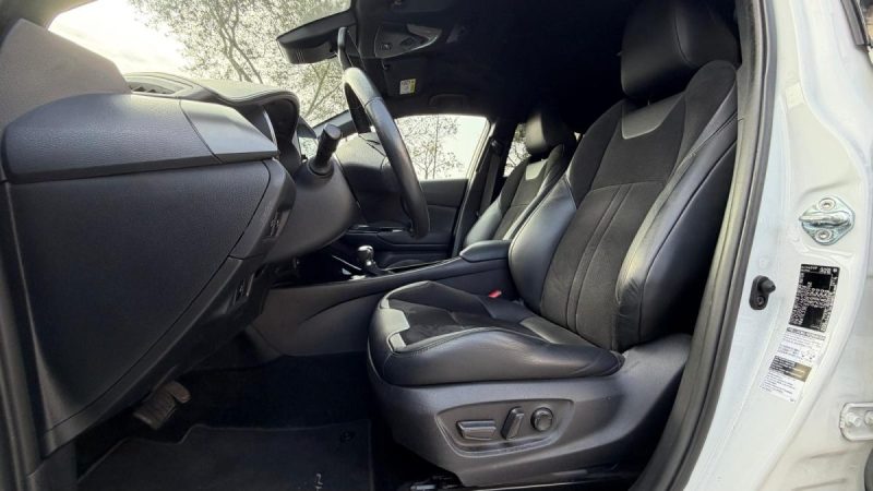 TOYOTA C-HR 122H Collection 2WD E-CVT MY20 2022