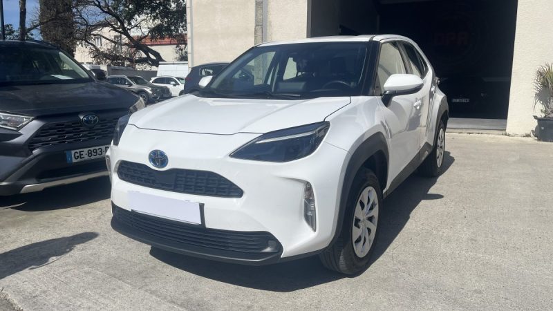 YARIS CROSS 116H DYNAMIC MY22 2023 Première main entretien TOYOTA