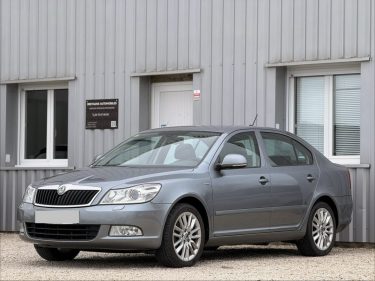 SKODA OCTAVIA 2 2.0 TDI 140CV ELEGANCE DSG 2011 252000KM 