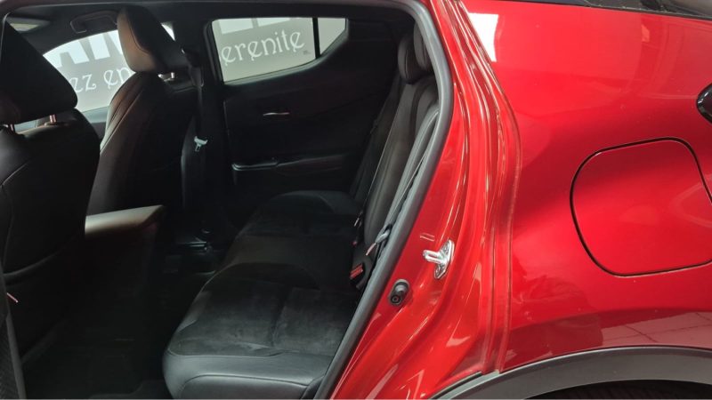 TOYOTA C-HR PHASE 2 HYBRIDE 122cv COLLECTION/1 ERE MAIN/TVA RECUPERABLE