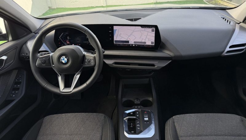 B.M.W. SERIE 1 120A 170CH DKG7 M SPORT DESIGN 1 ERE MAIN GARANTIE 6 MOIS  2024