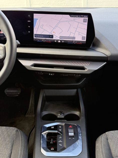 B.M.W. SERIE 1 120A 170CH DKG7 M SPORT DESIGN 1 ERE MAIN GARANTIE 6 MOIS  2024