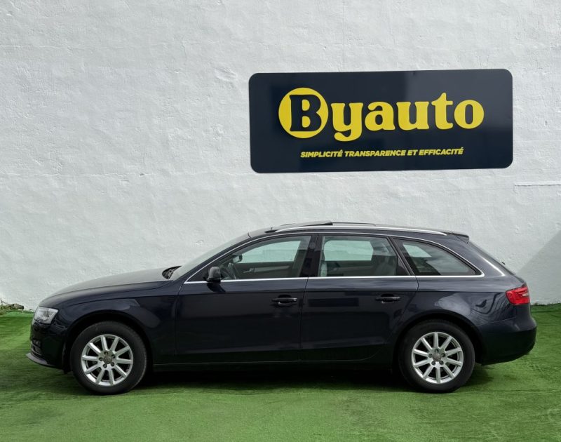AUDI A4 AVANT 2.0 TDI 150 CV AMBITION  TOIT OUVRANT ATTELLAGE GRANTIE 6 MOIS 