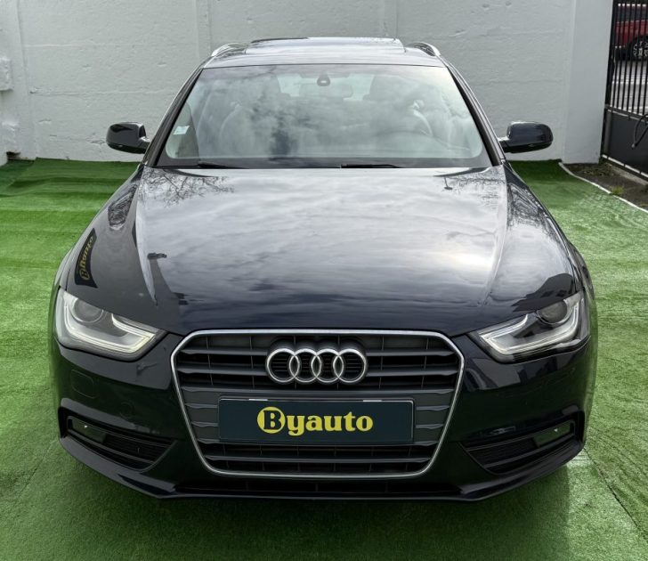 AUDI A4 AVANT 2.0 TDI 150 CV AMBITION  TOIT OUVRANT ATTELLAGE GRANTIE 6 MOIS 