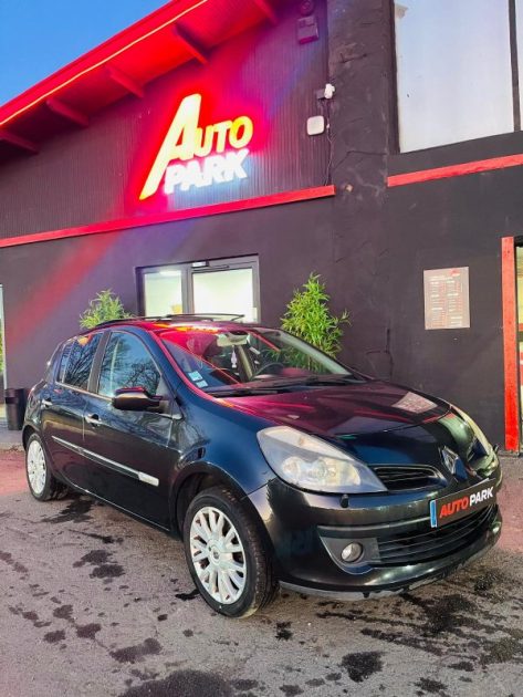 RENAULT CLIO III 2.0 - Paiement en 3x/4x/10x ✅