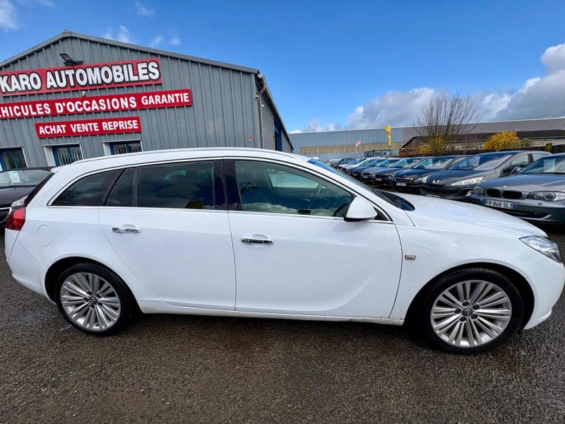 OPEL INSIGNIA 