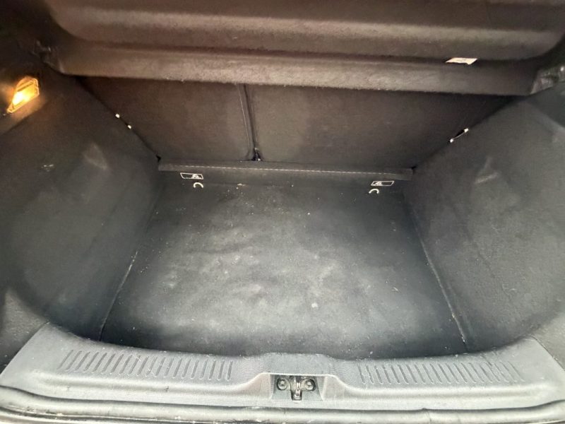 RENAULT CLIO IV 1.6 T 200CH RS EDC 2014