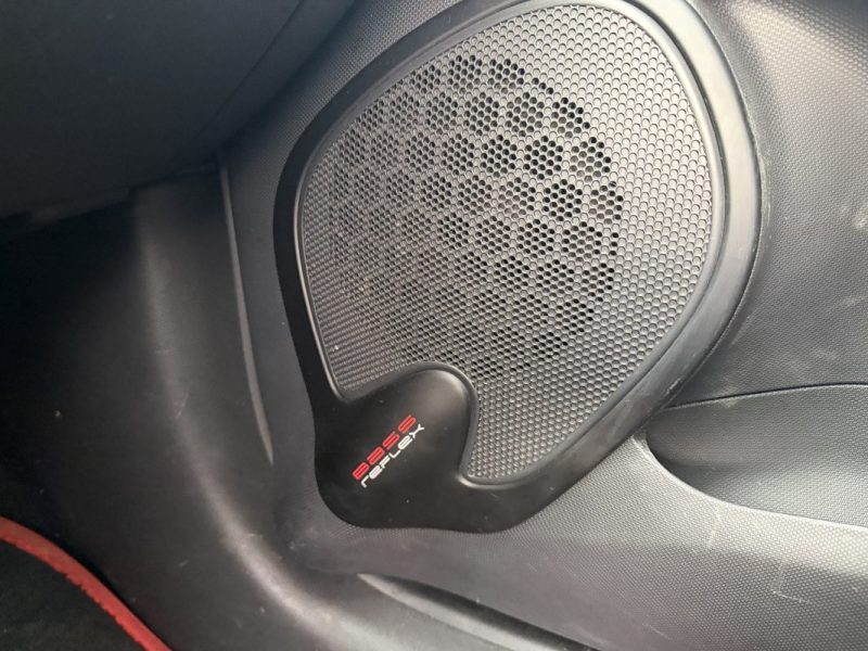 RENAULT CLIO IV 1.6 T 200CH RS EDC 2014