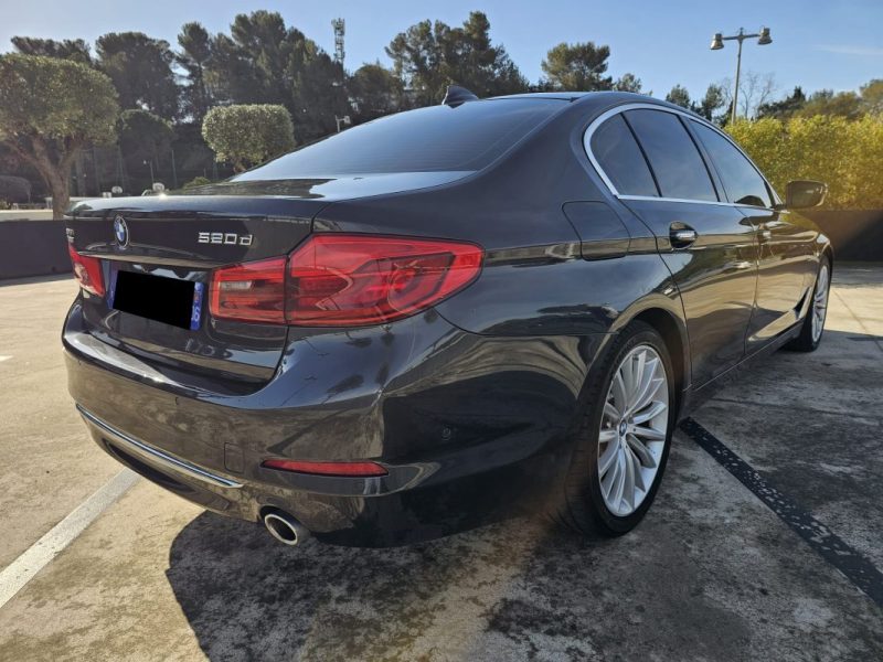 B.M.W. SERIE 5 520DA 190CH Xdrive /Full entretien BMW/Garantie 12 mois