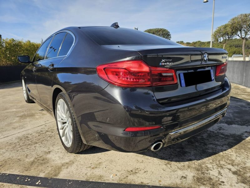 B.M.W. SERIE 5 520DA 190CH Xdrive /Full entretien BMW/Garantie 12 mois