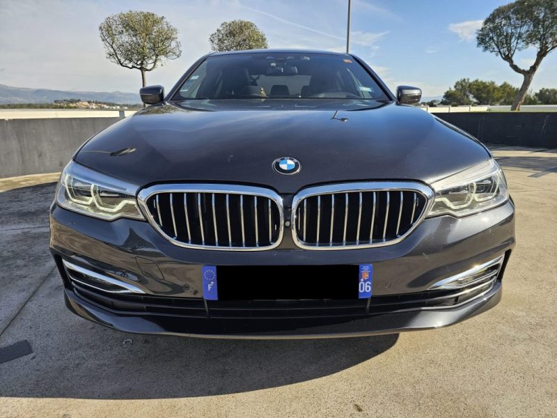 B.M.W. SERIE 5 520DA 190CH Xdrive /Full entretien BMW/Garantie 12 mois