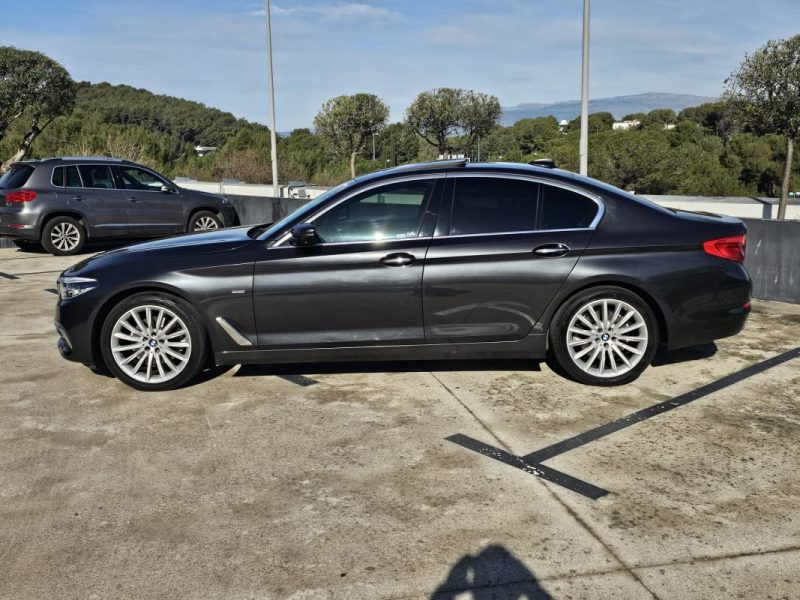 B.M.W. SERIE 5 520DA 190CH Xdrive /Full entretien BMW/Garantie 12 mois
