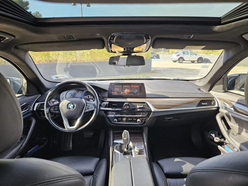 B.M.W. SERIE 5 520DA 190CH Xdrive /Full entretien BMW/Garantie 12 mois