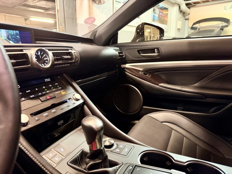 LEXUS RC300H 2.5i HYBRIDE EXECUTIVE
