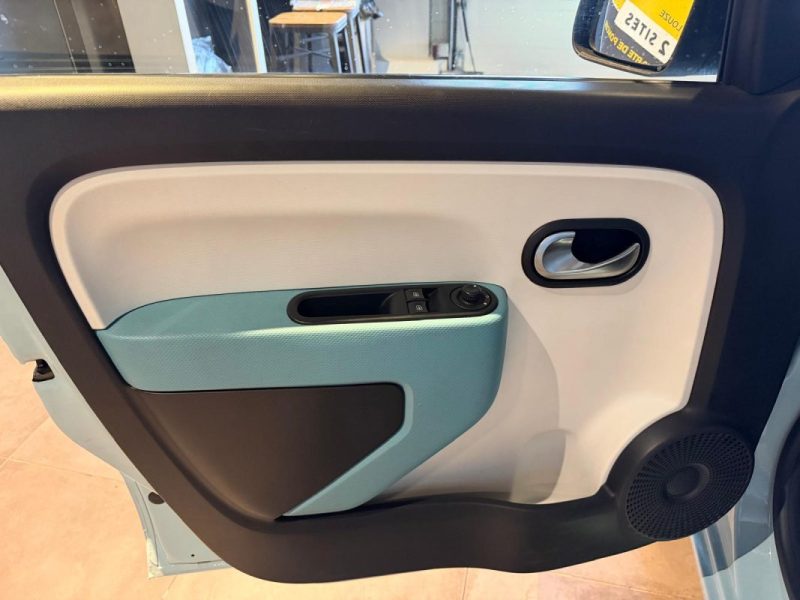 RENAULT TWINGO III 1.0 SCE 70 INTENS 