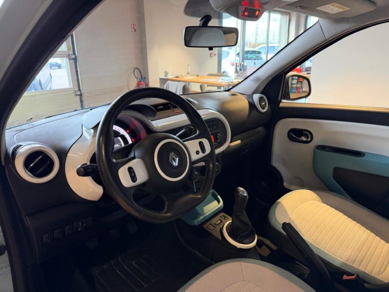 RENAULT TWINGO III 1.0 SCE 70 INTENS 